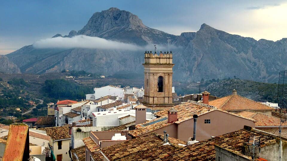 Vista de Tàrbena
