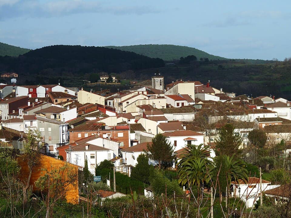 Vista de Poyales del Hoyo