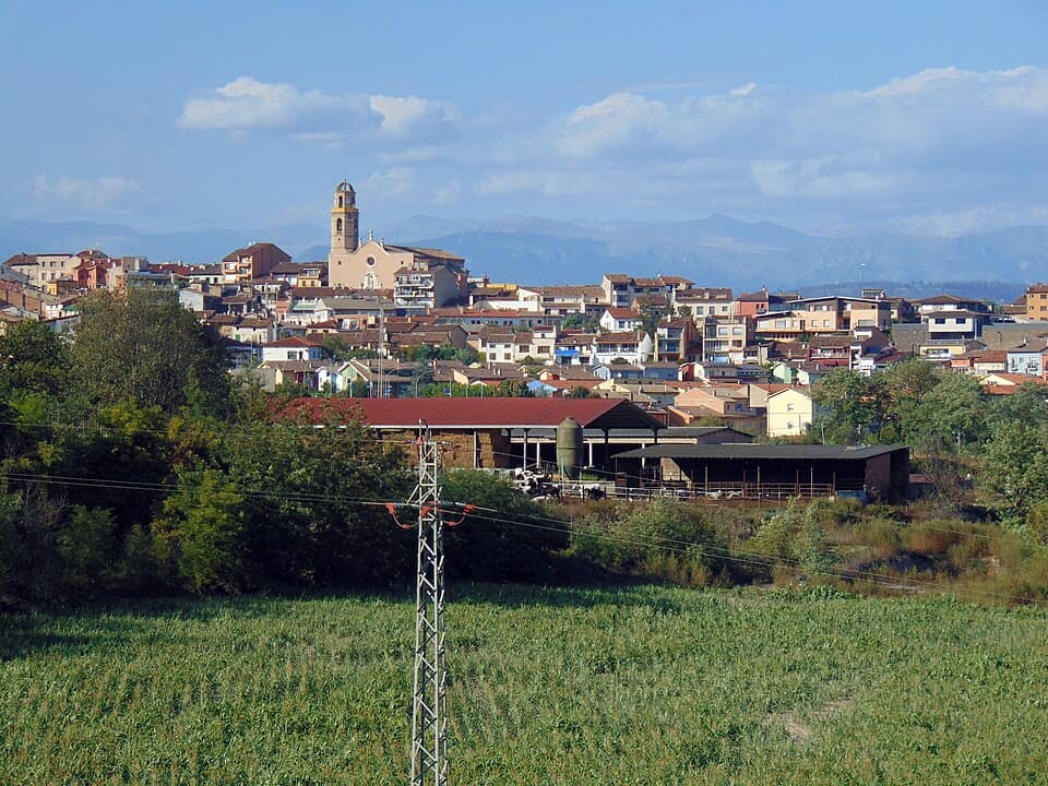 Vista de Sant Hipòlit de Voltregà