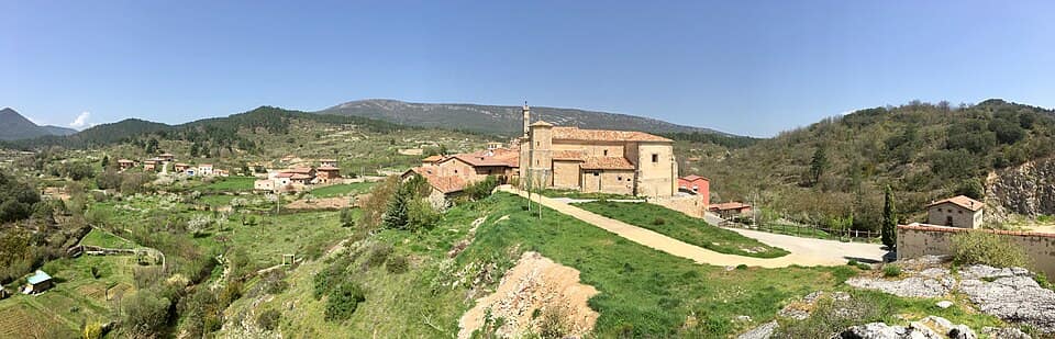 Vista de Cantabrana