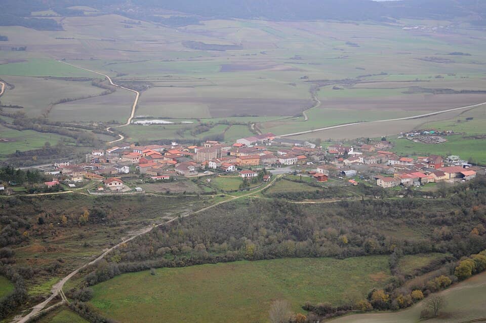 Vista de Junta de Villalba de Losa
