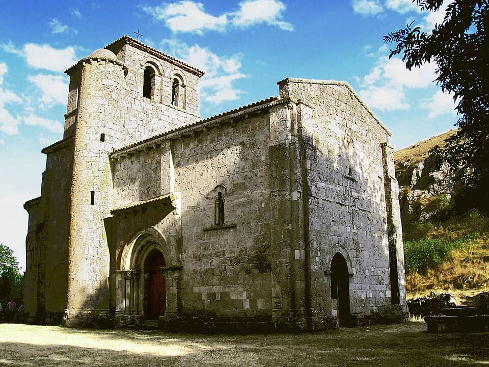 Vista de Monasterio de Rodilla