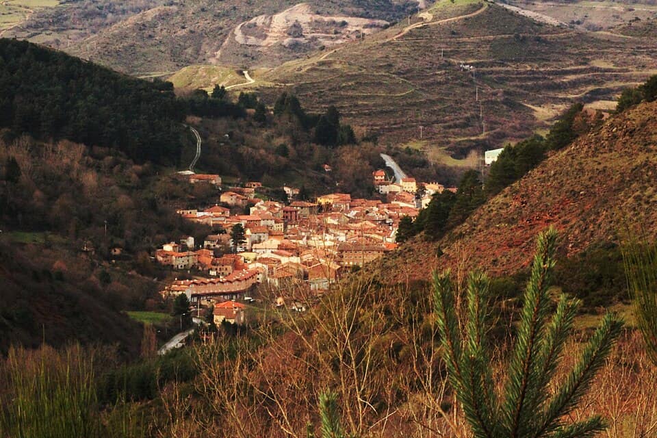 Vista de Pradoluengo