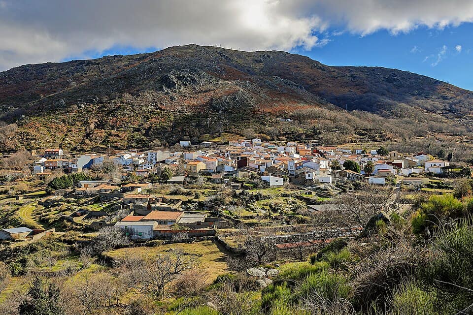 Vista de Cabezabellosa
