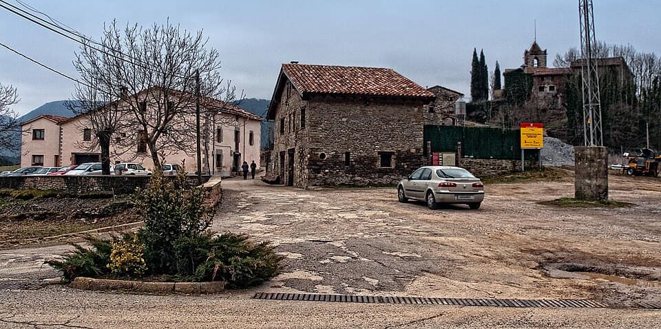 Vista de Llosses, Les