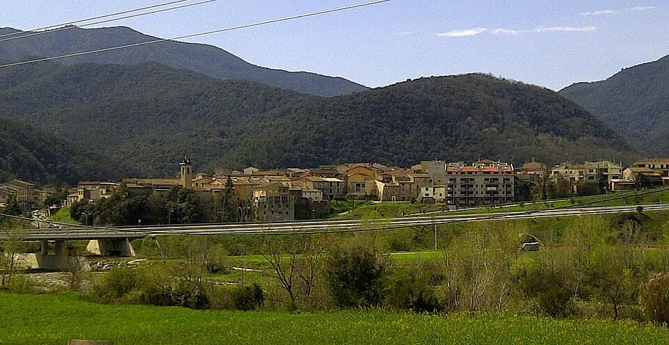 Vista de Sant Jaume de Llierca