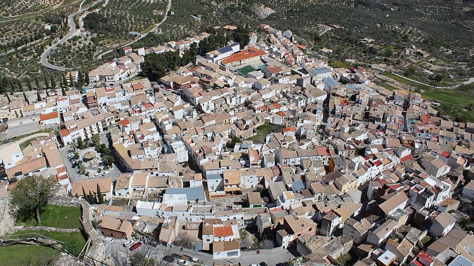 Vista de Albanchez de Mágina