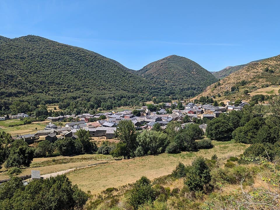 Vista de Murias de Paredes