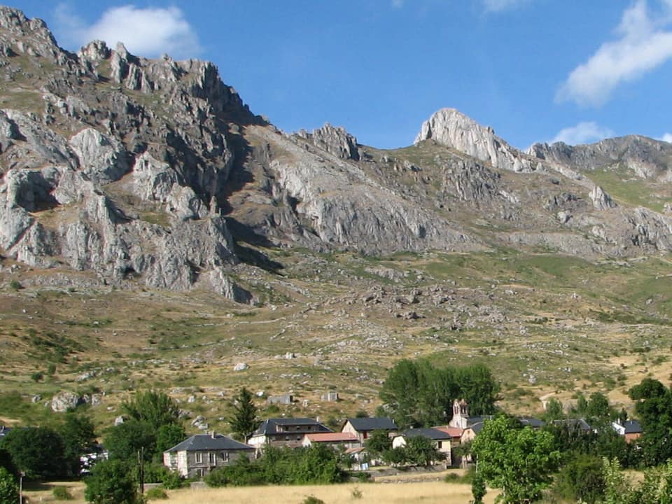 Vista de Sena de Luna