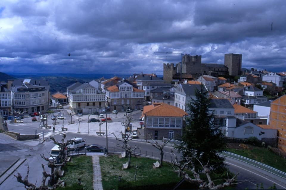 Vista de Castro Caldelas