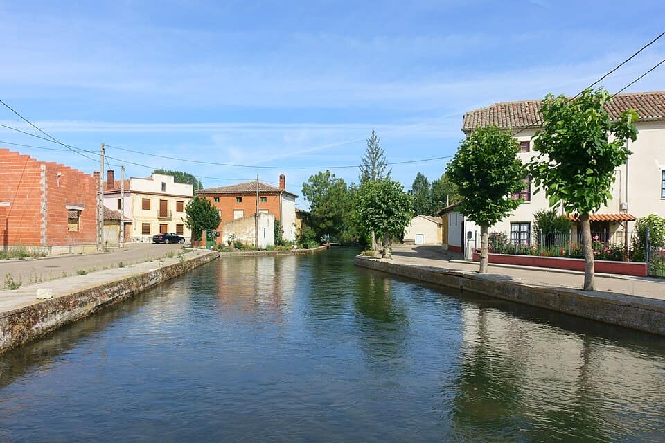 Vista de Pedrosa de la Vega
