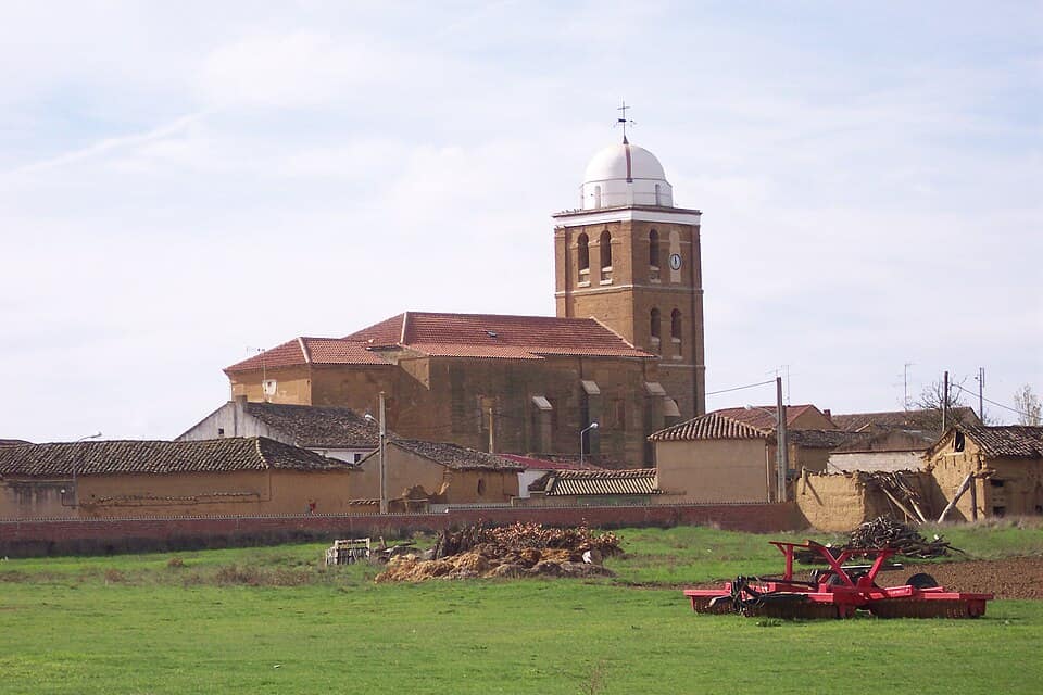 Vista de San Román de la Cuba